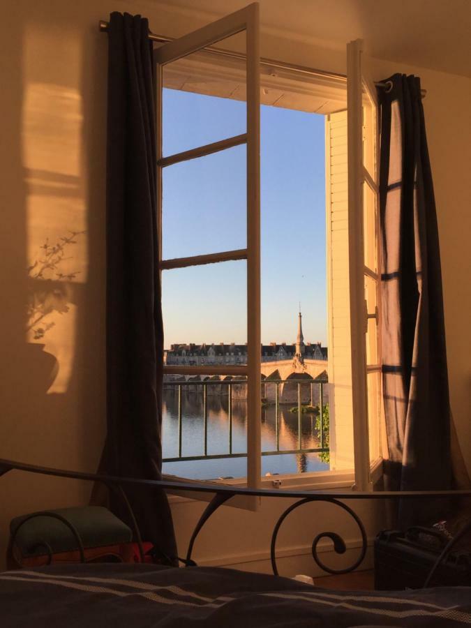 布鲁瓦Les Lumieres De La Loire公寓 外观 照片